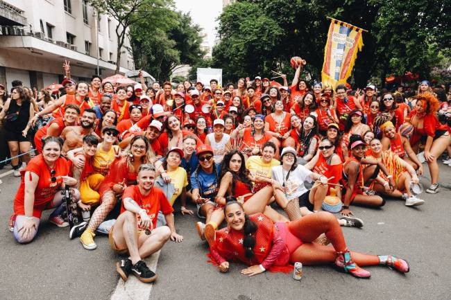 Ensaio-aberto-do-Bloco-Siga-Bem-Caminhoneira