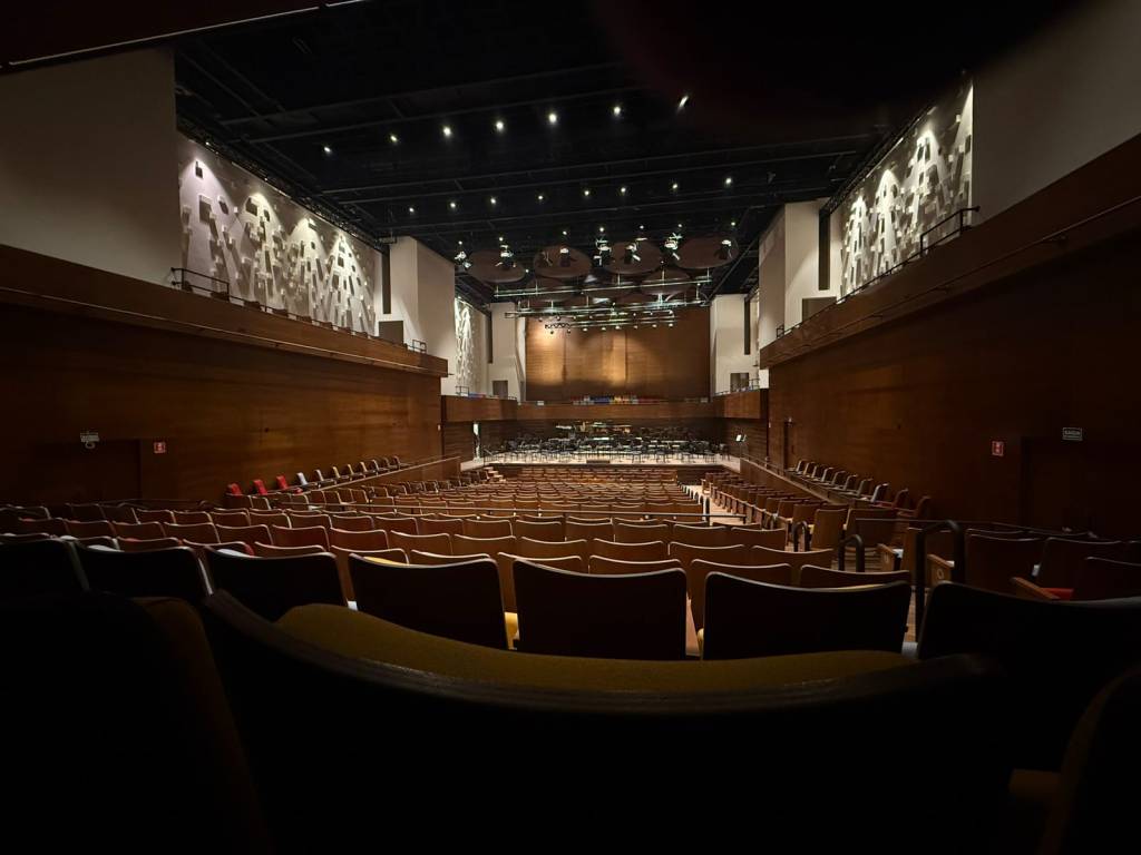 Heliópolis: Teatro Baccarelli é a primeira sala de concertos em uma favela do mundo