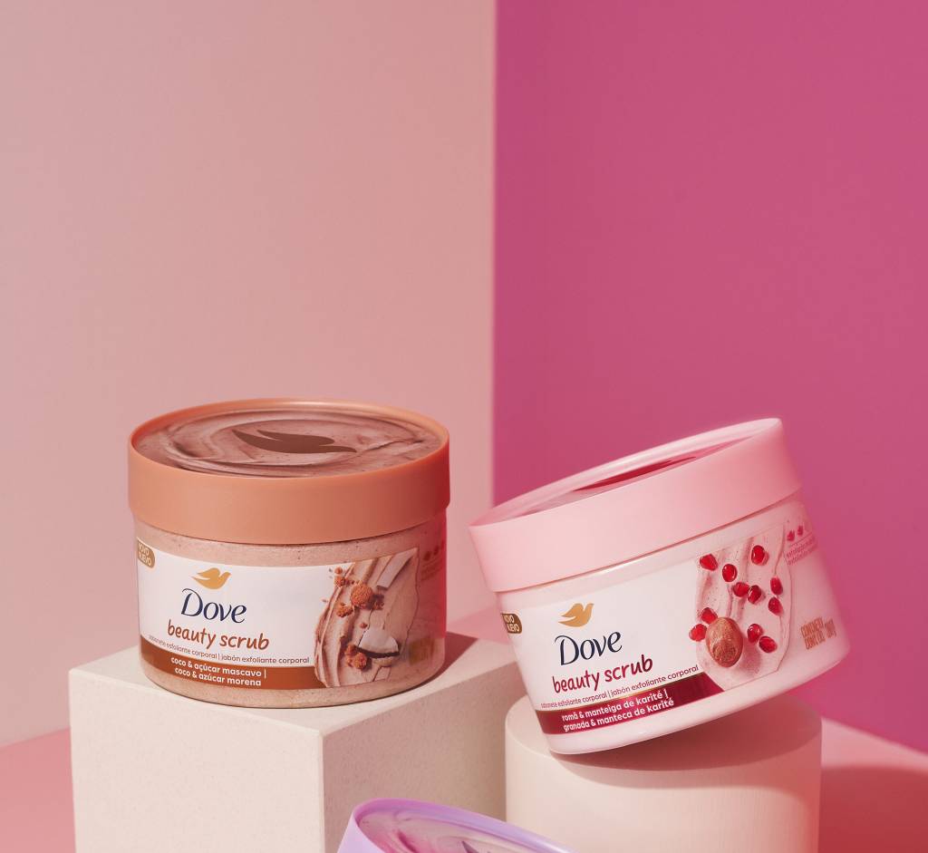 Dove e MOOI MOOI lançam collab inspirada em esfoliantes corporais em SP