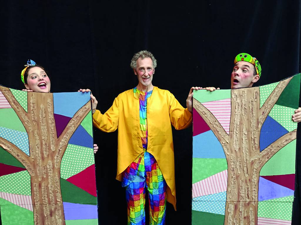 Espetáculo infantil “Zizinha, a Árvore e a Sombrinha” estreia em São Paulo