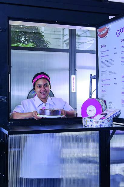 Gabô Bolos: Josiane Costa de Souza atendente