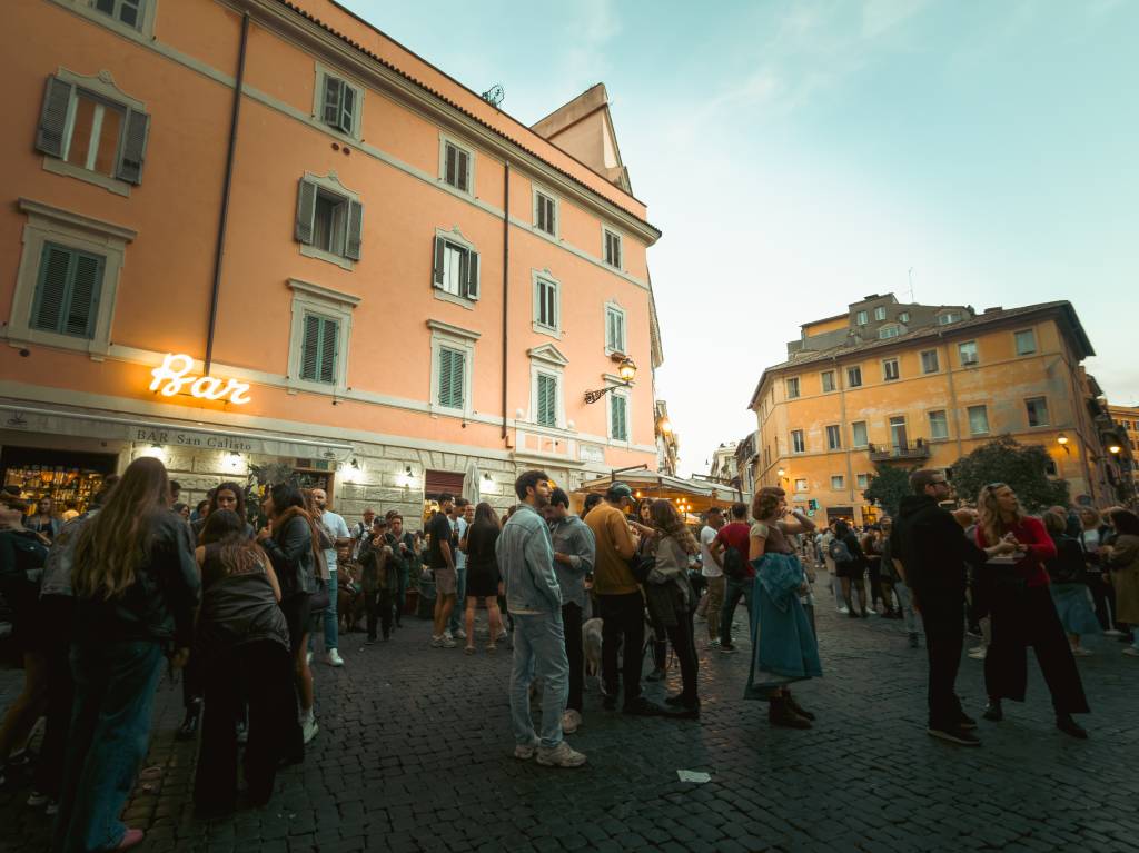 De SP a Roma: bares diferentes, mesmo comportamento