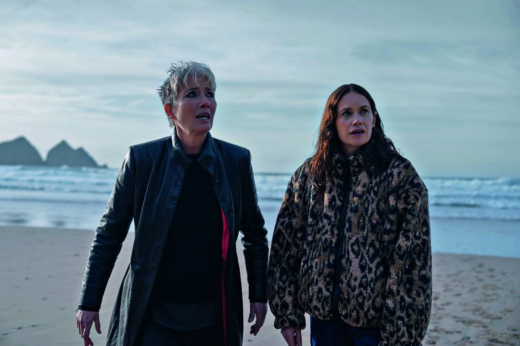 ‘Mistério em Cemetery Road’: um thriller elegante e bem pensado