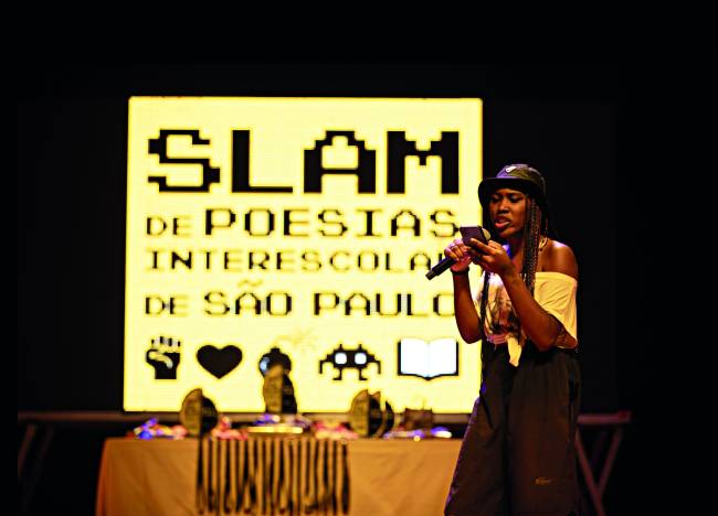 Slam: a batalha de poesia falada que conquista espaço nas escolas de São Paulo