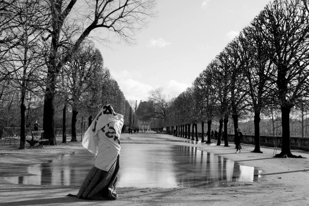 Sérgio Adriano H celebra 25 anos de carreira com exposição no CCBB