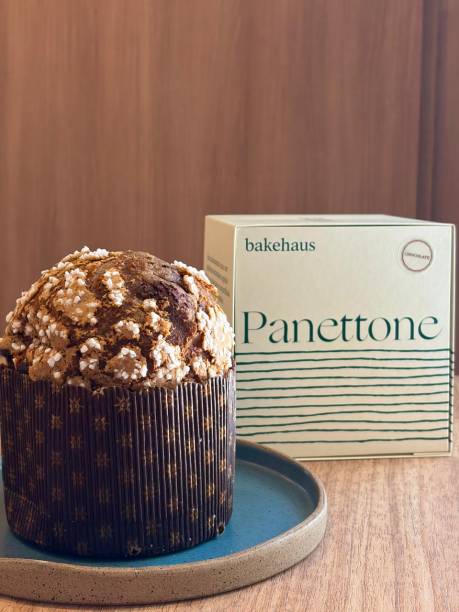 Bakehaus: panetone de três chocolates Bakehaus: panetone de três chocolates