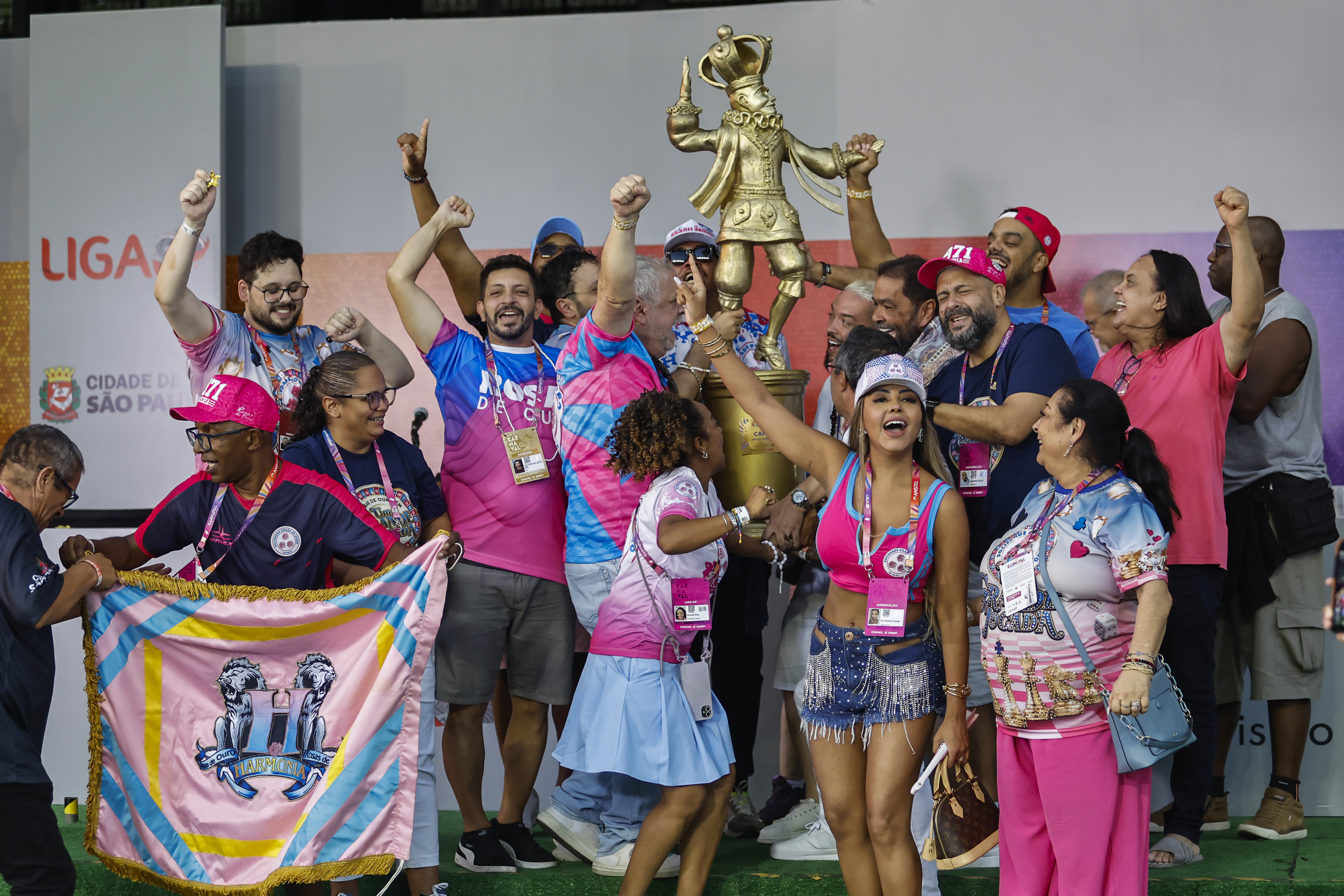 Rosas de Ouro campeã do carnaval 2025