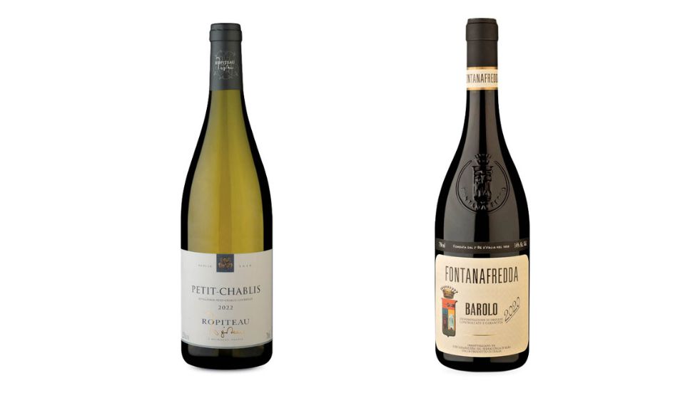 Duas garrafas de vinho com fundo branco