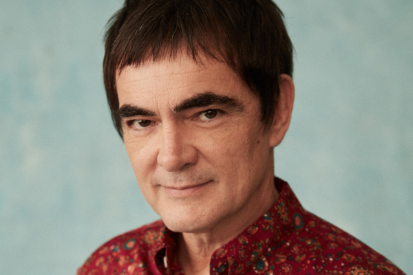 Samuel Rosa canta hits do Skank e carreira solo em São Paulo