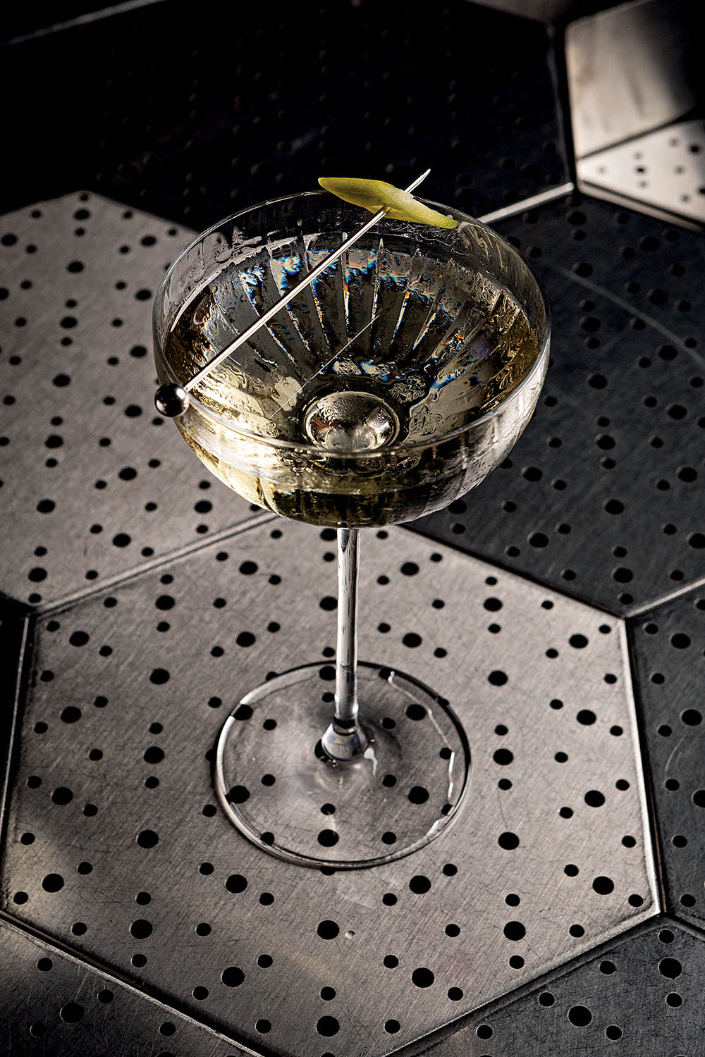 Fifty Fifty tem novos drinques, como o que leva aspargo tostado