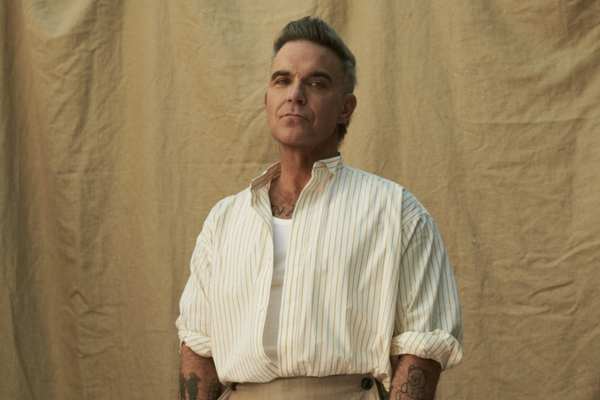 Robbie Williams volta ao Brasil após vinte anos com show no Allianz