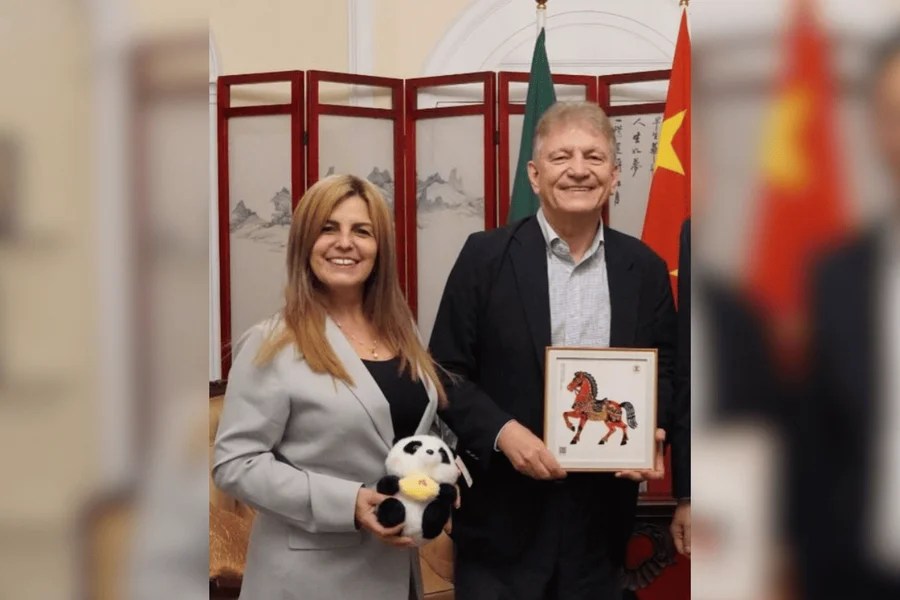 embaixador-assaltado Ex-consul do Brasil no Japão e esposa são assaltados em Pinheiros