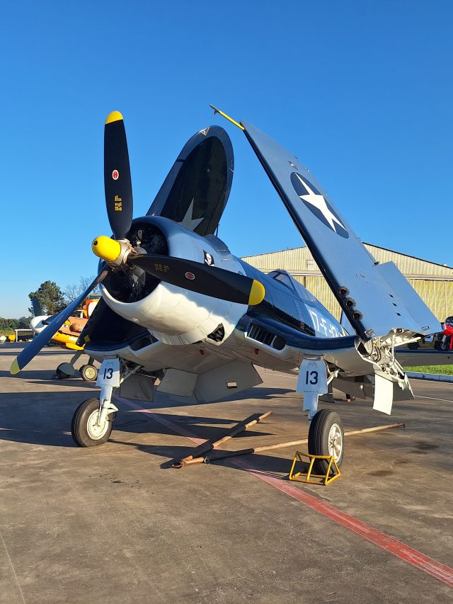 Capa de: Campo de Marte ganha museu da aviação com caças e modelos raros