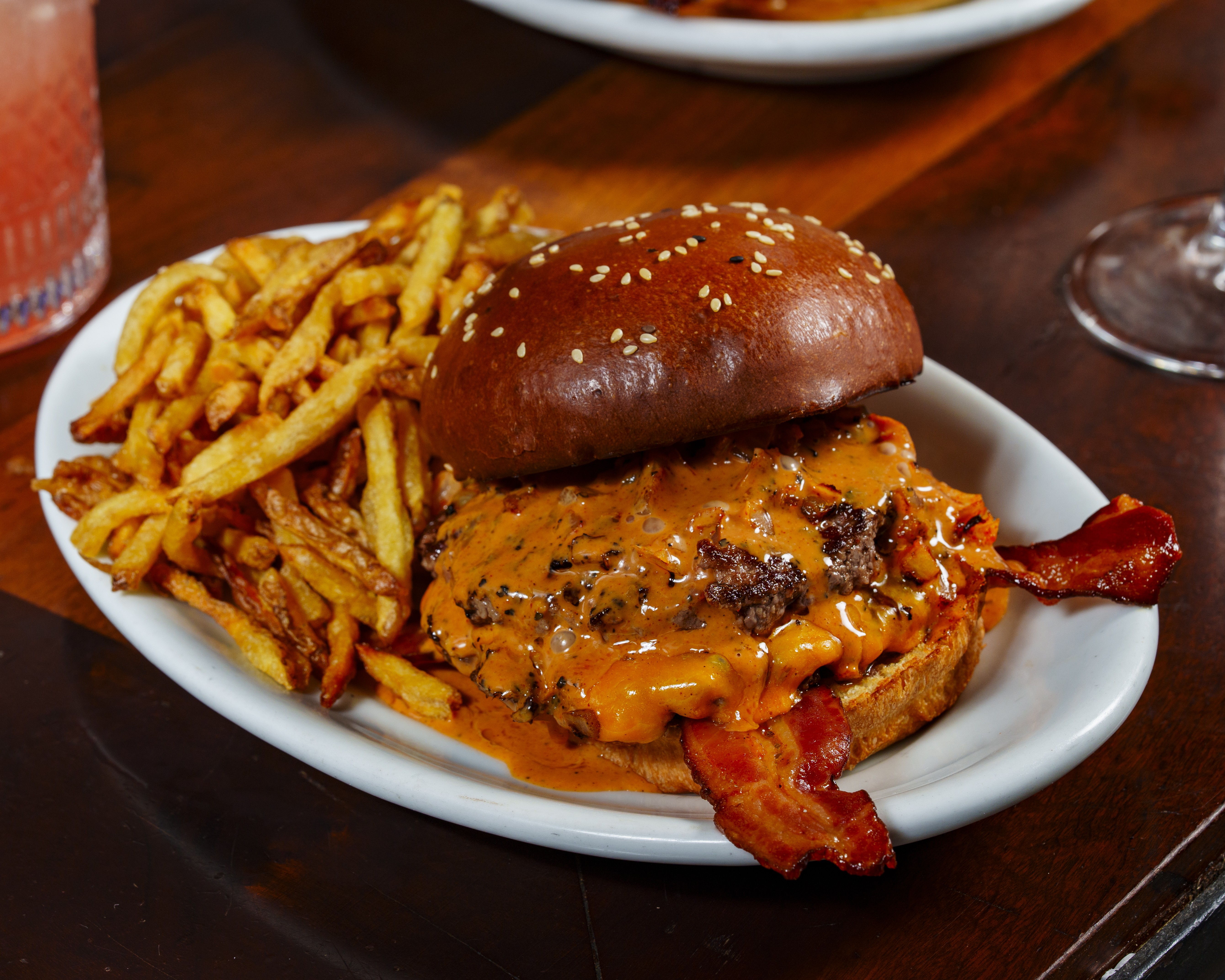 Holy Burger leva o all american 65 a Londres