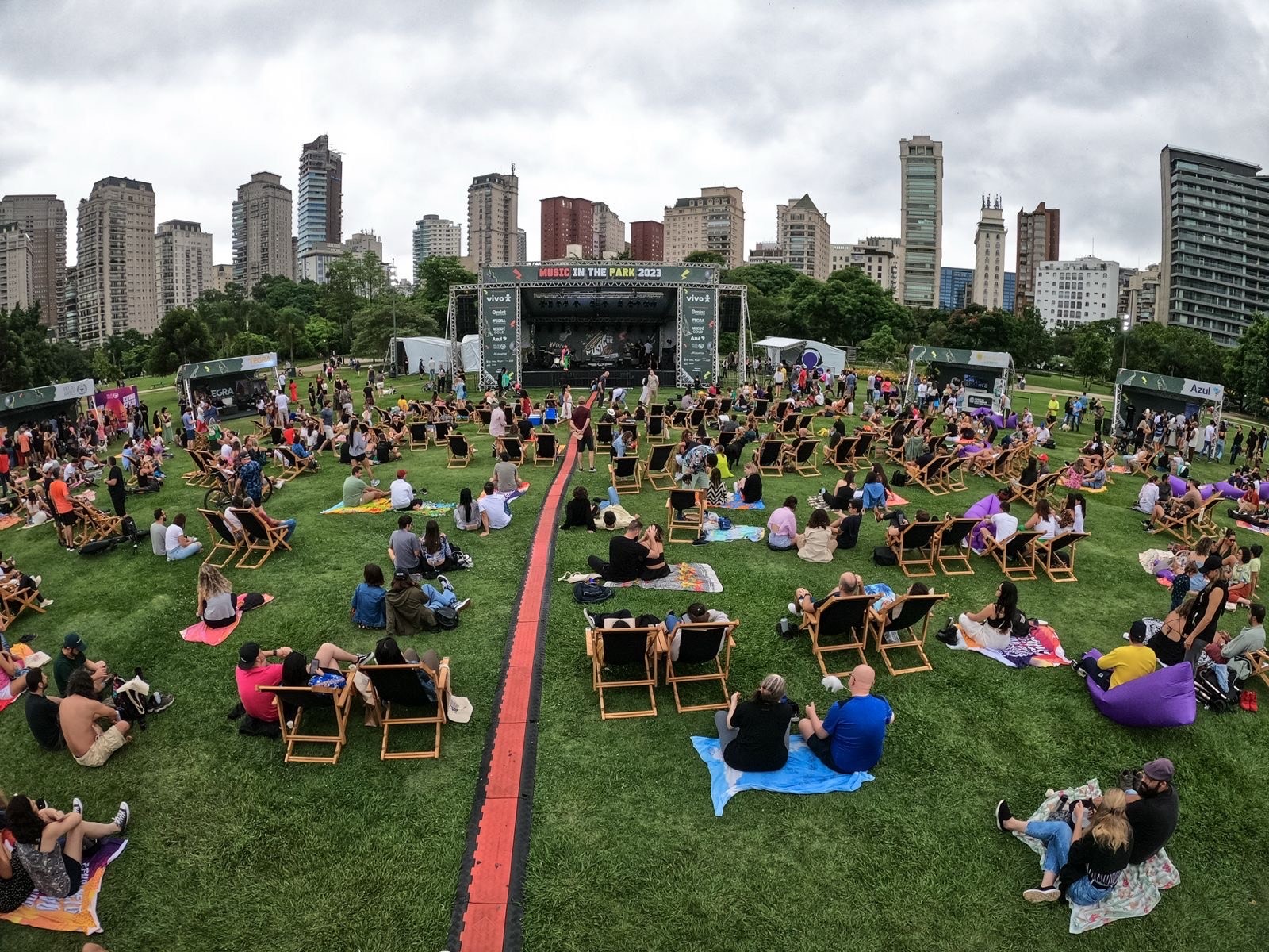 Festival gratuito de jazz e bem-estar chega à Faria Lima