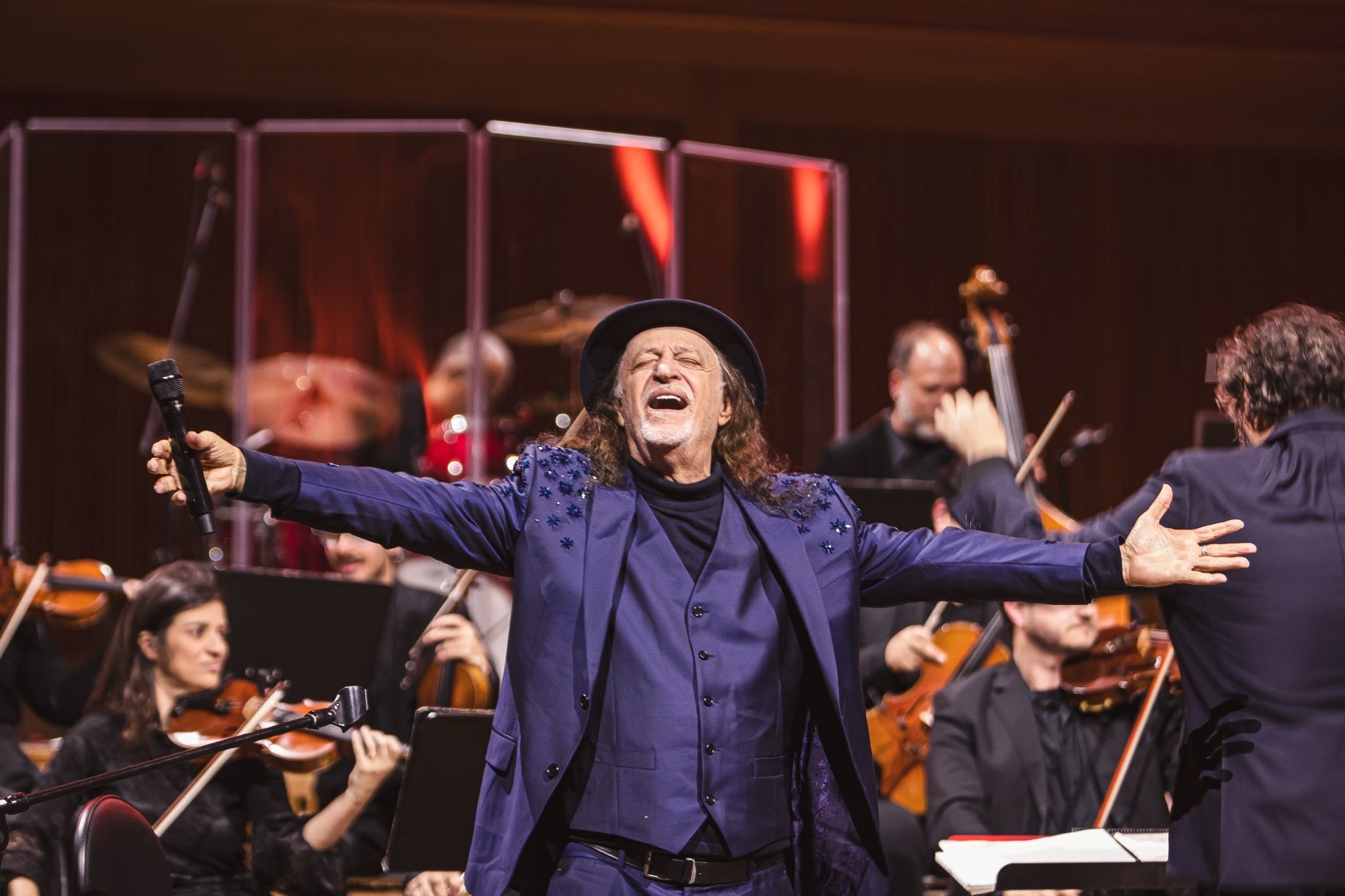 Alceu Valença faz show gratuito com Orquestra Ouro Preto em SP