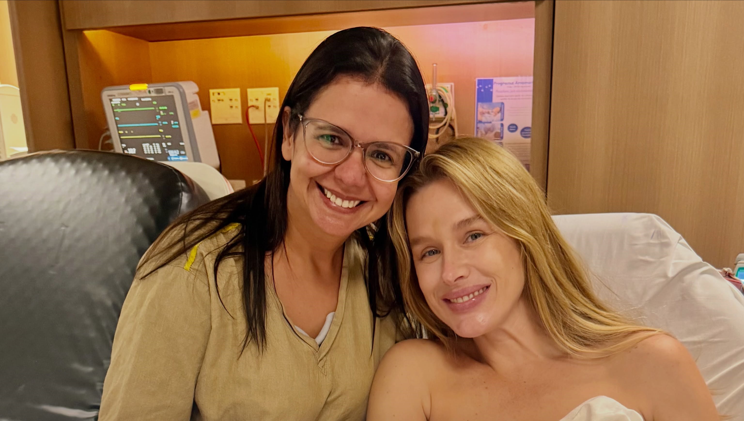Nasce terceira filha de Fiorella Mattheis com Roberto Marinho Neto; veja registro